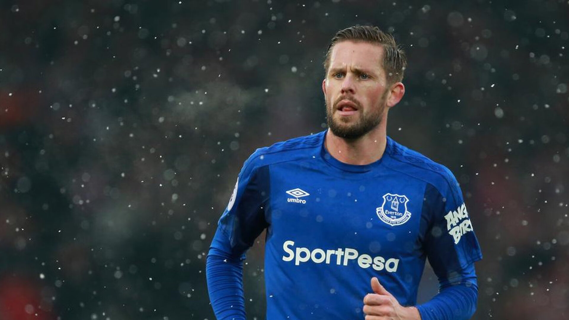 决赛红牌事件成为球队转折点,红牌会停赛吗